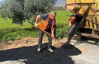 Kiraz Belediyesi'nden Suludere Mahallesi'nde Asfalt Yama Çalışması