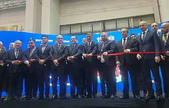 MEDSPARC Uluslararası İş Zirvesi İzmir'de Başladı: Dr. Cemil Tugay Açılışta Konuştu