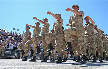 Meslek Liselilere Askerlik Muafiyeti ve Teşvik Önerileri Zirvede Masaya Yatırıldı