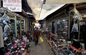 'Müşteri Yok, Hizmet Yok, Yük Var': Ayakkabıcılar Çarşısı'nda Kriz Derinleşiyor