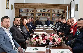 ÖDEMİŞ'TE ATATÜRK KOŞUSU TOPLANTISI YAPILDI