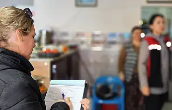 ÖDEMİŞ'TE GIDA DENETİMLERİ SÜRÜYOR