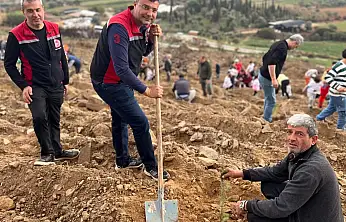 Ödemiş'te Milli Ağaçlandırma Günü'nde Fidanlar Toprakla Buluştu