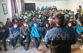 ÖDEMİŞ'TE ÖĞRENCİLERE GÜVENLİ İNTERNET EĞİTİMİ