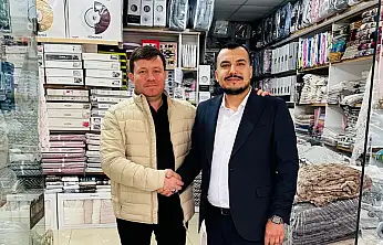 ÖDEMİŞ'TE TERZİLER KONUŞUYOR, KARACAN NOT ALIYOR