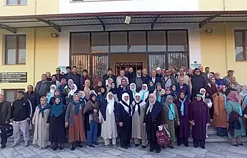 ÖDEMİŞ'TE UMREYE GİDECEKLERE DUALI UĞURLAMA