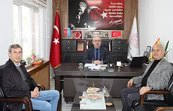 ÖDEMİŞ'TE YEREL İŞ ADAMLARINDAN EĞİTİM ZİYARETİ