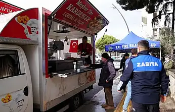 TİRE BELEDİYESİNDEN KANDİL LOKMASI İKRAMI