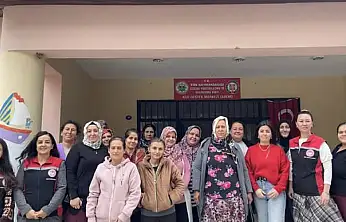 TİRE'DE AİLE DESTEK MERKEZİNDE EVCİL HAYVAN BAKIM EĞİTİMİ DÜZENLENDİ