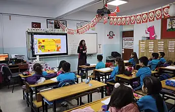 TİRE'DE ÖĞRENCİLERE 'GIDA OKURYAZARLIĞI' EĞİTİMİ VERİLDİ