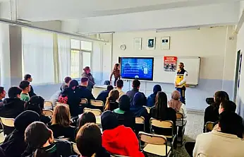 Tire İlçe Sağlık Müdürlüğü Bilgilendirme ve Farkındalık Eğitimlerine Devam Ediyor