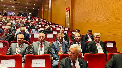 Kiraz ve Beydağ Belediye Başkanları Tarihi Kentler Birliği Toplantısında