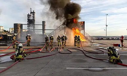 İzmir İtfaiyesi'ne 139 Yeni Nefer: 'Bu şehir artık size emanet'