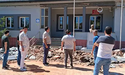 Kiraz İlçe Milli Eğitim Müdürü Mehmet Ak, Okullarda Eğitim-Öğretim Hazırlıklarını Yerinde İnceledi