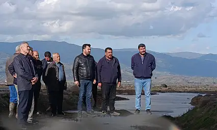 TİRE'DE MUHTARLARDAN DSİ'YE ÇAĞRI: 'ALTIN DEĞERİNDEKİ SU DENİZE AKMASIN'