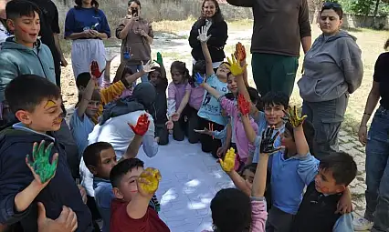 Yeditepe Üniversitesi’nden Kiraz Dokuzlar İlkokulu’na Anlamlı Ziyaret
