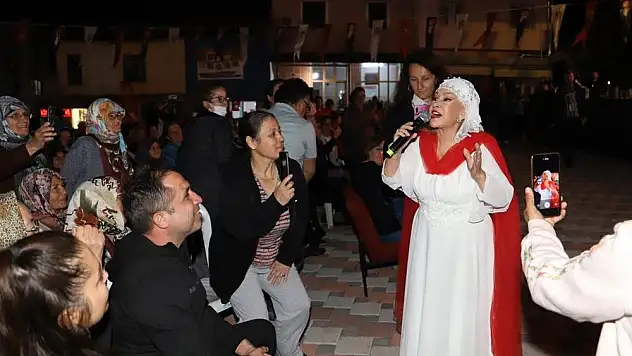 100. Yıl etkinlikleri Bedia Akartürk ile başladı