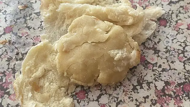 15 tl'ye satılan poğaça çiğ çıktı! vatandaş denetim istiyor