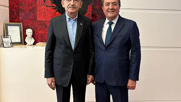 Abdül Batur, 𔄝’li Çete”den Kılıçdaroğlu’na selam mı götürdü?