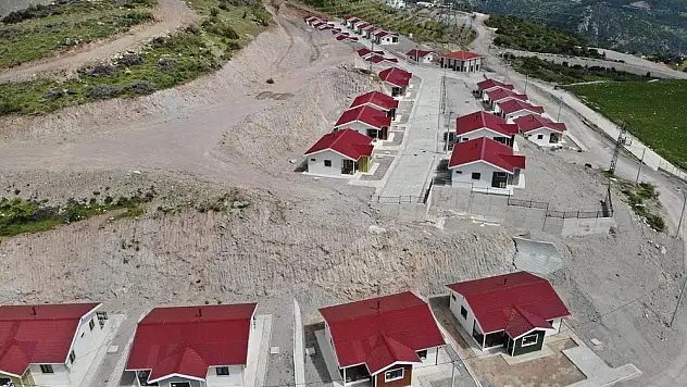 Afetzedeler 4 yıl sonra evlerine kavuştu