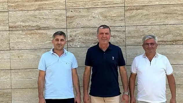AK Parti İlçe Başkanı Murat Öncel'den Sağlık Yatırımı İncelemesi