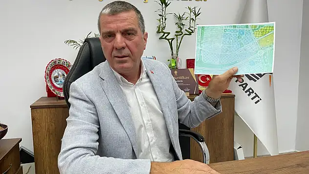 AK PARTİ İLÇE BAŞKANI MURAT ÖNCEL: 'ELEŞTİRİLERE CEVAP, HİZMETLERİMİZ ORTADA'