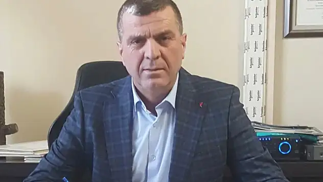 AK Parti İlçe Başkanı Murat Öncel'den Sert Eleştiri: 'Belediye Malları Satılarak Gelecek İnşa Edilmez'