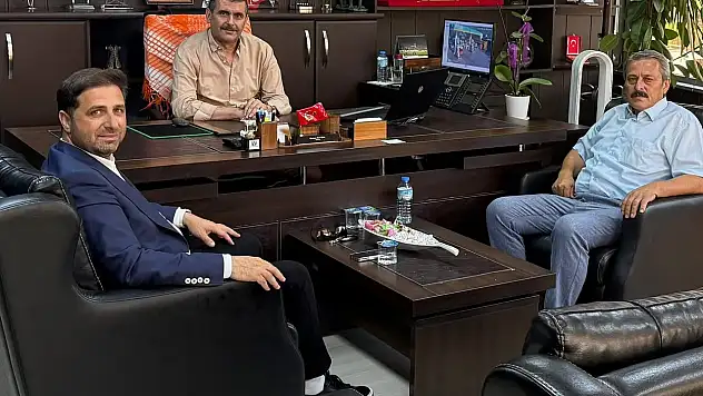 AK Parti Tire İlçe Başkanı Uğurlu, Tire Süt Kooperatifi'ni Ziyaret Etti