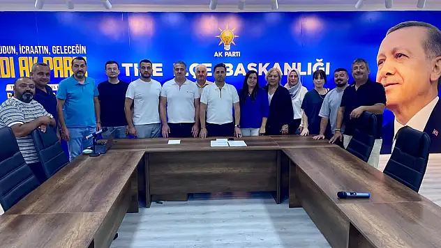 AK Parti Tire İlçe Teşkilatı Haftalık Toplantısını Yaptı