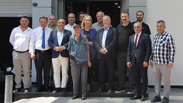 AK Partili Çankırı, İzmir’de 230 bin esnafı dinleyecek