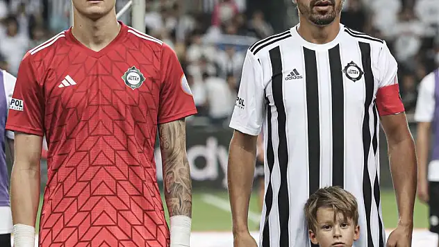 Altaylı İbrahim Öztürk, yeniden tarih yazdı