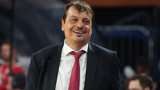 Anadolu Efes, Ergin Ataman’a veda etti
