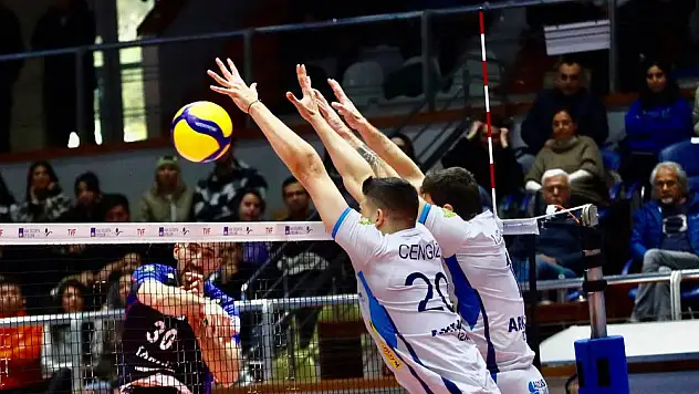 Arkas Spor Kupa Voley’e veda etti