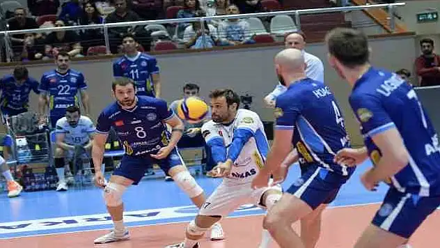 Arkas Spor yarı final için yarışacak