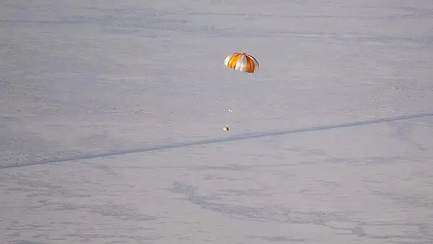 Asteroitten örnek toplayan Osiris-Rex kapsülü Dünya'ya döndü