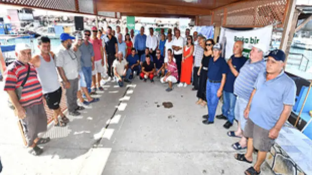 Av sezonu öncesi İzmirli balıkçılara büyük destek