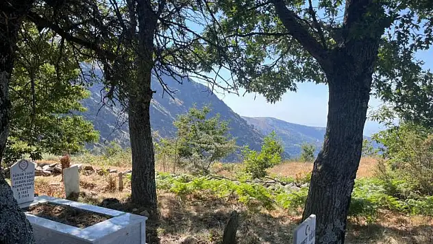 Bademli Kervan Yaylası Mezarlığı Unutuldu Mu?