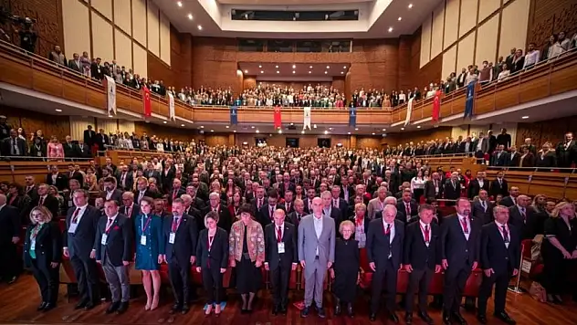 Başdaş'tan İzmir Büyükşehir Belediyesi’nin etkinliklerine ilişkin eleştiri