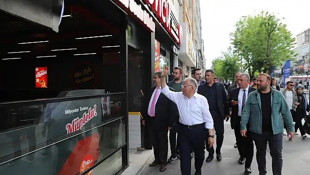 Başkan Büyükkılıç Esnafla buluştu