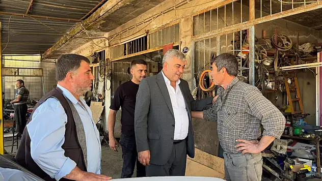 Başkan Nasuh Coşkun'dan Sanayi Esnafına Bayrak Ziyareti