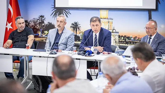 Başkan Tugay'dan Gıda Güvenliği İçin Ortak Akıl Çağrısı