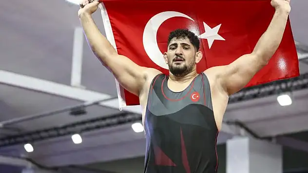 Başpehlivan Cengizhan Şimşek’e 3 ay hak mahrumiyeti cezası