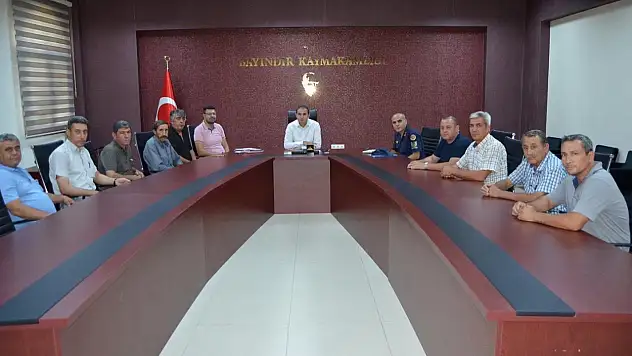 Bayındır'da Başıboş Hayvanların Kontrol Altına Alınması Toplantısı Yapıldı