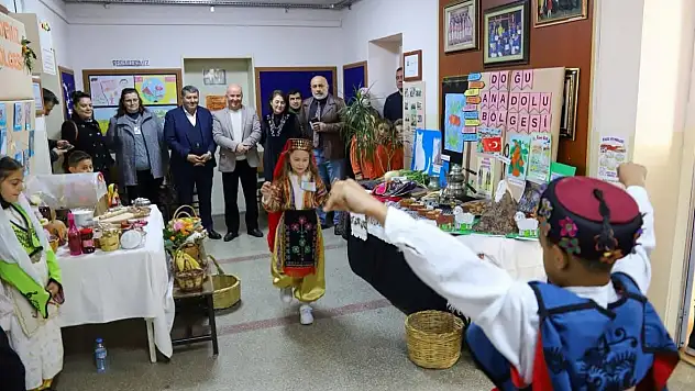 BAYINDIR'DA TUTUM, YATIRIM VE TÜRK MALLARI HAFTASI SERGİSİNE YOĞUN İLGİ