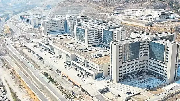 Bayraklı Şehir Hastanesi’nde ayrımcılık