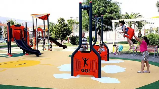 Bayraklı yeni parkına kavuşuyor