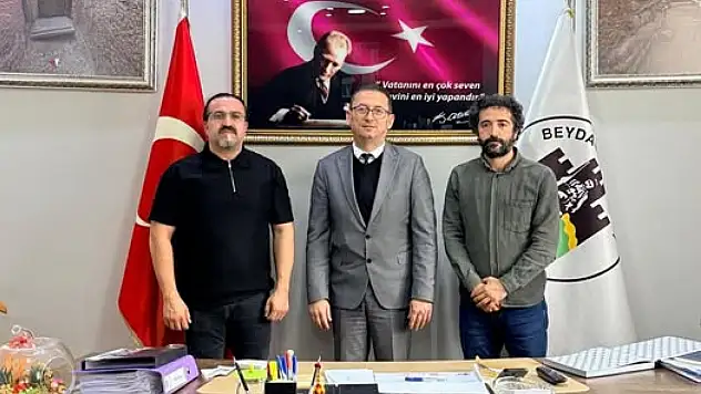 BEYDAĞ BELEDİYE BAŞKANI BAŞARAN'DAN KÜTÜPHANE MÜDÜRLERİNE TEŞEKKÜR