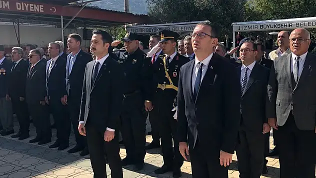 Beydağ'da Cumhuriyet Bayramı Coşkusu: Çelenk Töreniyle Kutlamalar Başladı