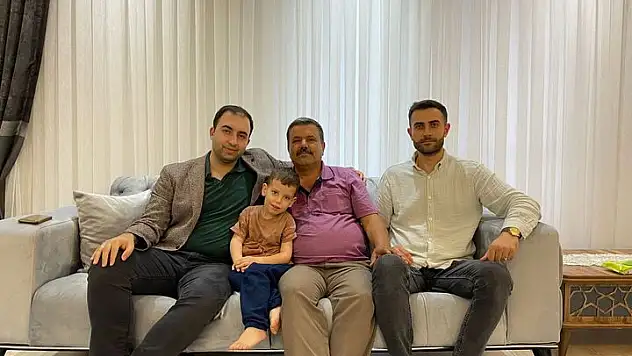 Beydağ Kaymakamı Fırat Kadiroğlu'ndan Şehit ailesine ziyaret