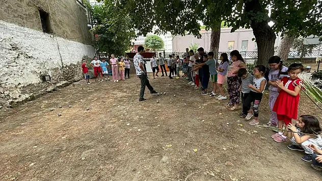 BOCCE TURNUVASINDA DERECEYE GİRENLER ÖDÜLLERİNİ ALDI